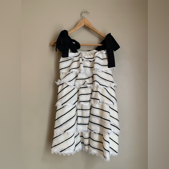 Cosy layered black and white dress bows coquette wedding party dance - Picture 6 of 7